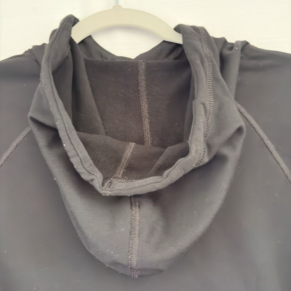 Nike Dri-Fit Men's Black Workout Hooded Pullover Activewear Size Medium - Picture 4 of 13